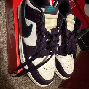 Nike Dark Purple and White Sneakers with Teal Accent